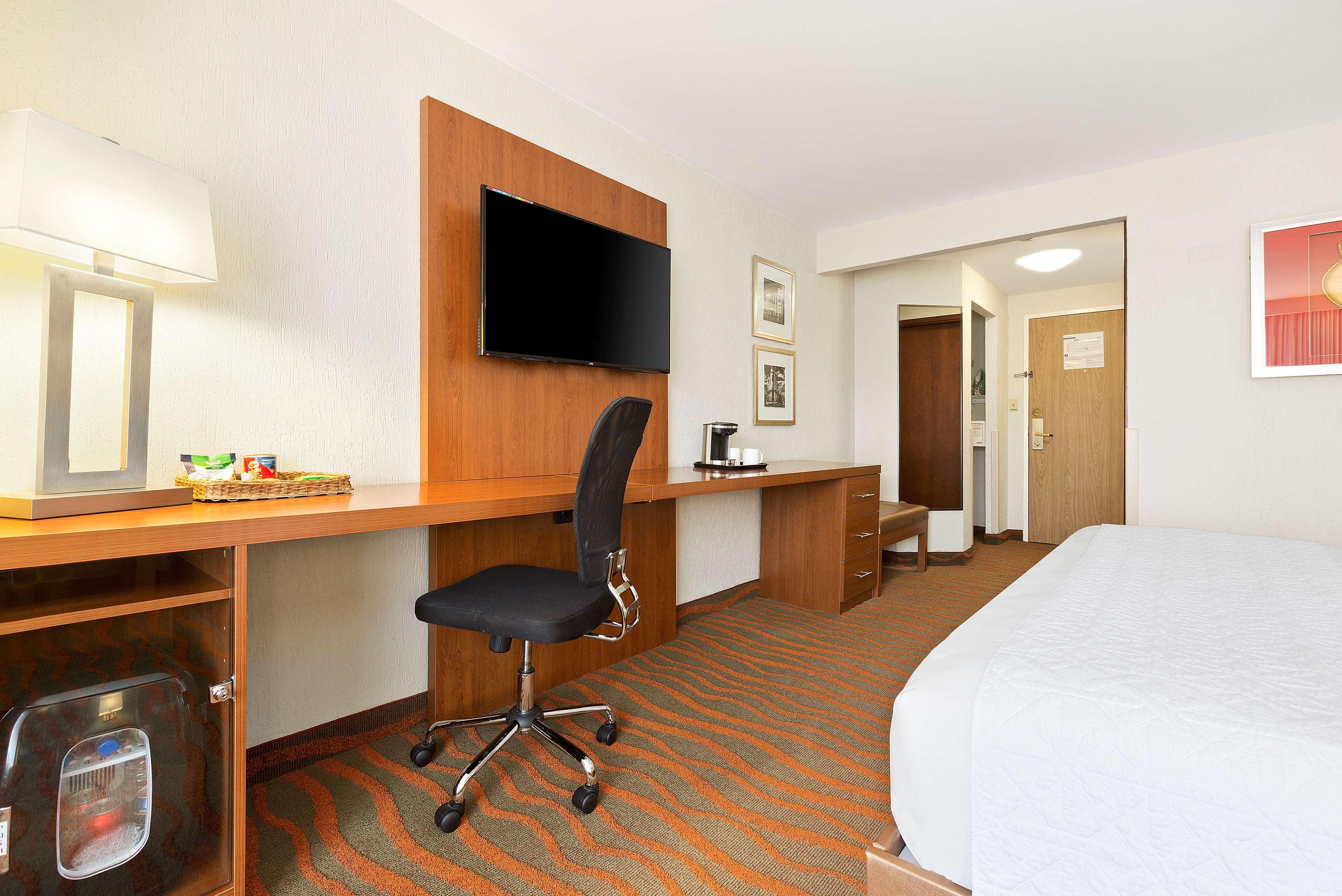 Best Western Plus Como Park Hotel Saint Paul Exterior foto